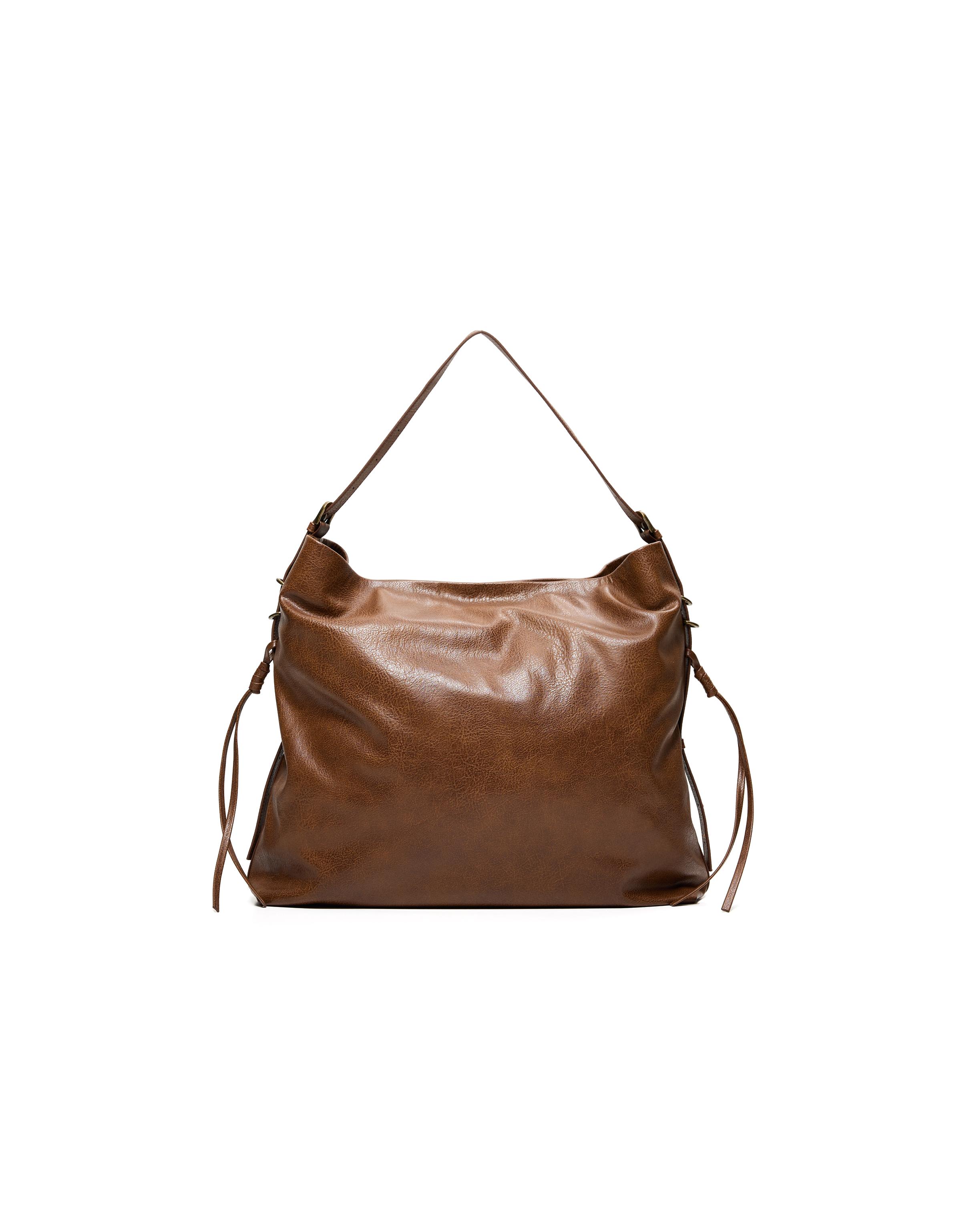 Bucket bag with details — Brown