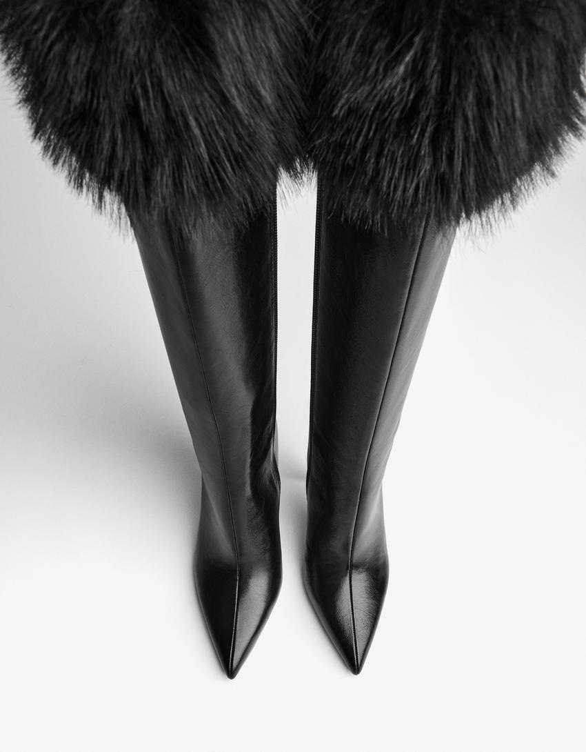 Bota tacón detalle pelo-Negro