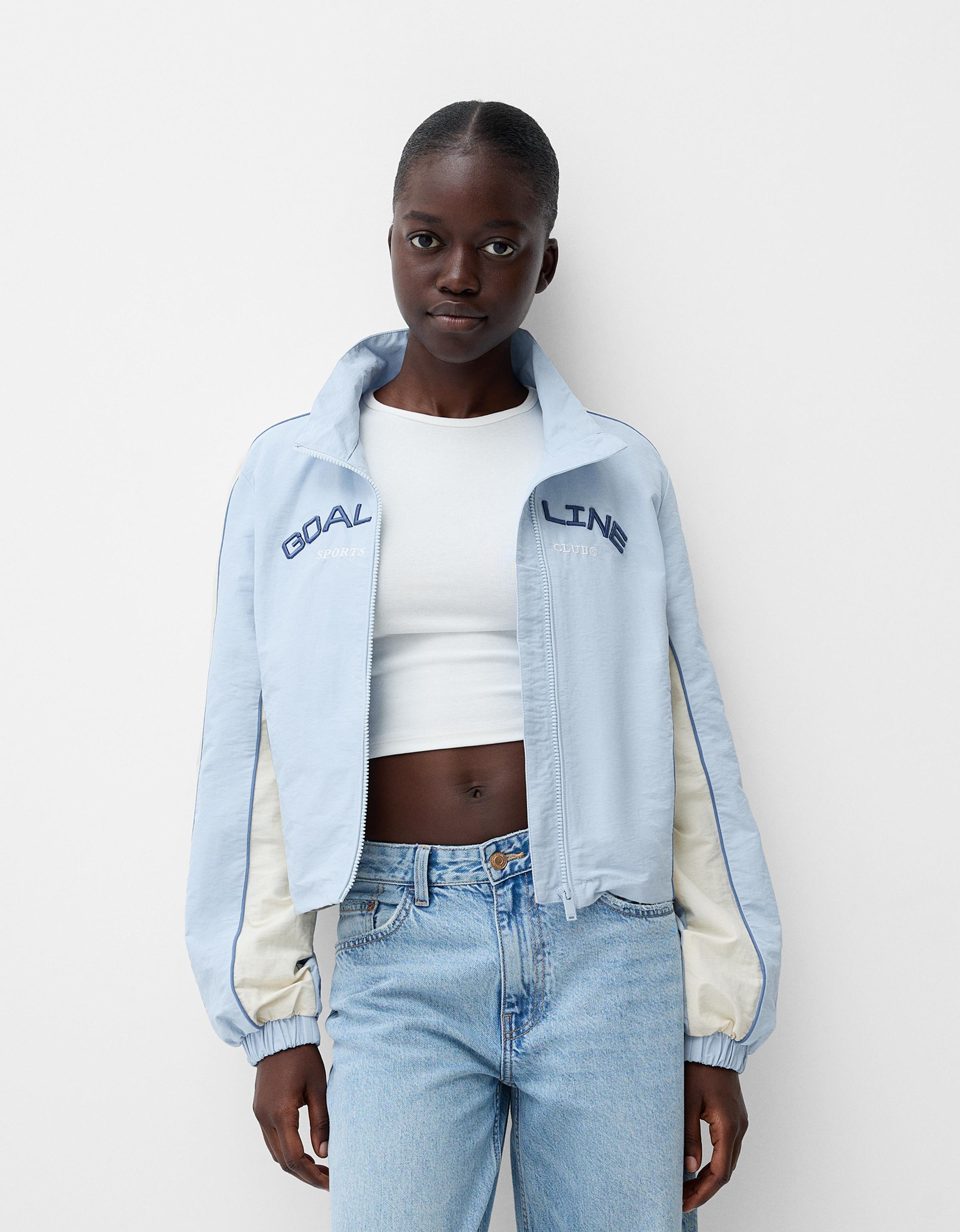 Bershka Jacke Aus Funktionsstoff Mit Nylonstickerei Damen S Blau