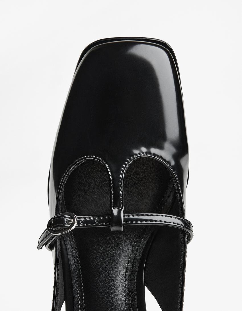 High-heel slingback shoes with buckled strap-BLACK