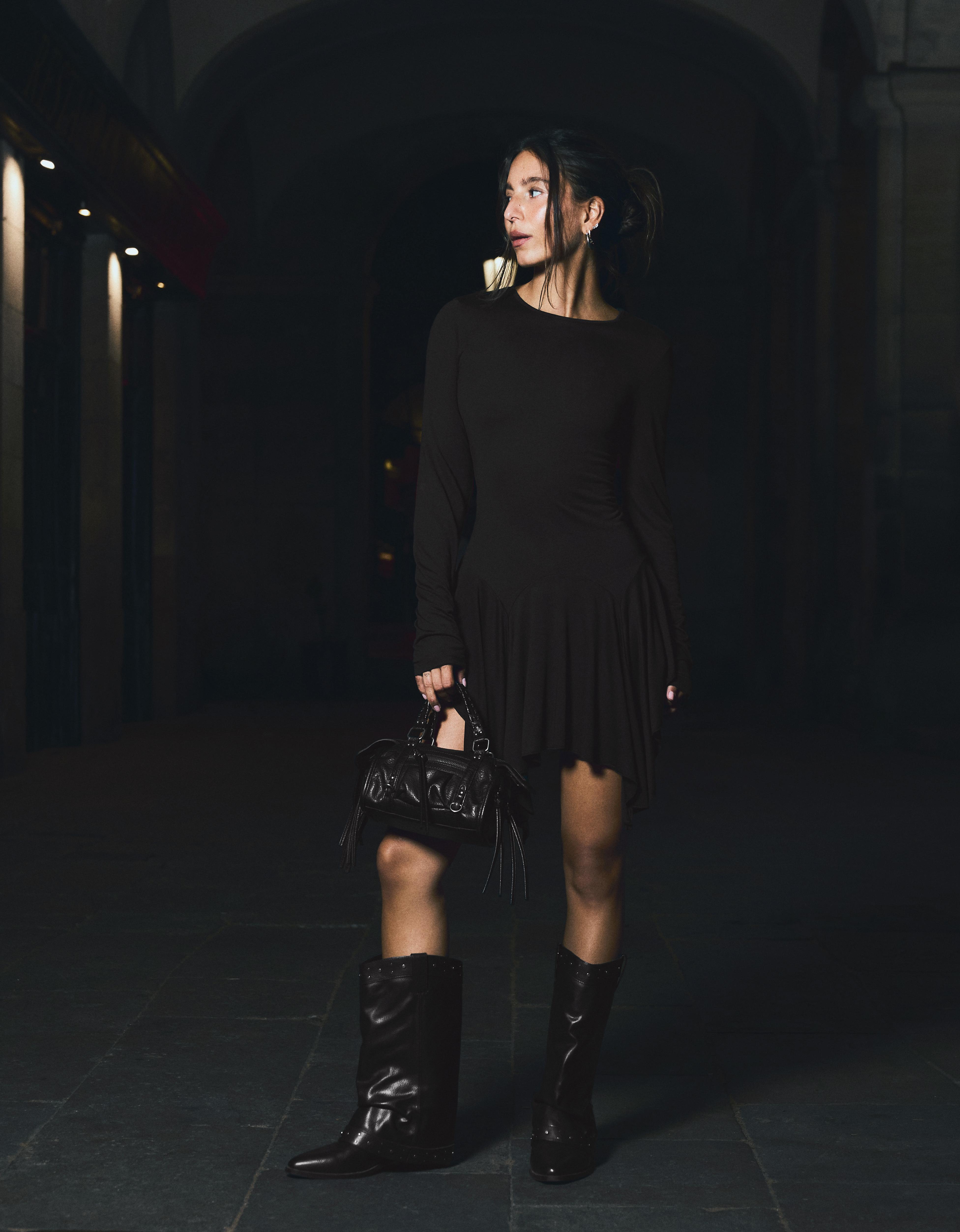Long-sleeved frill T-shirt — Black