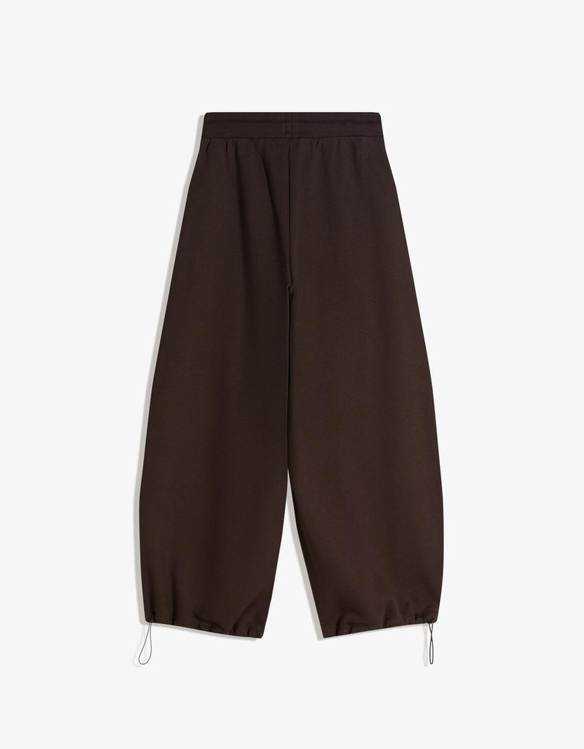 Plush barrel trousers with stoppers-Brown