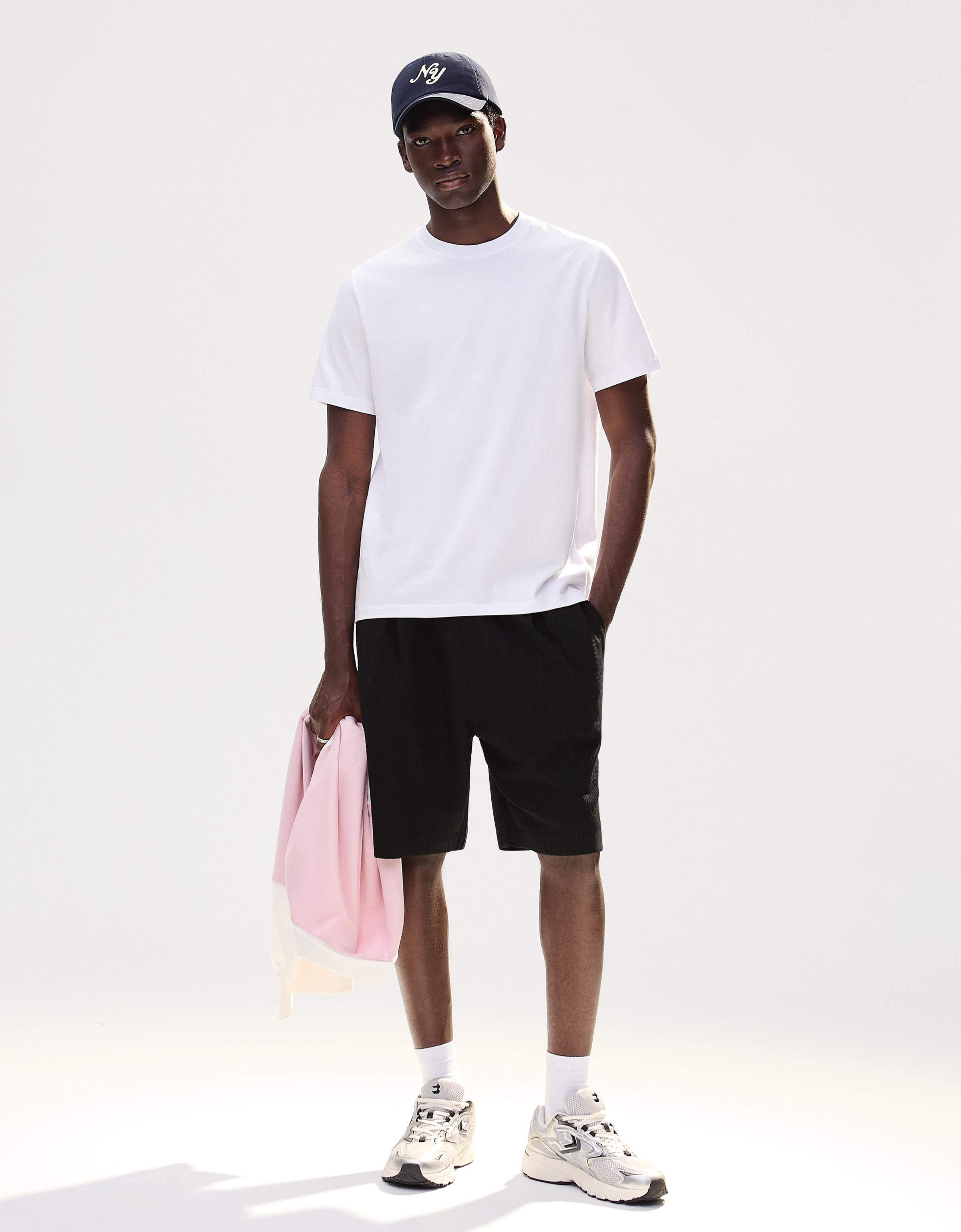 Bershka Bermuda Felpa Textura Hombre Negro