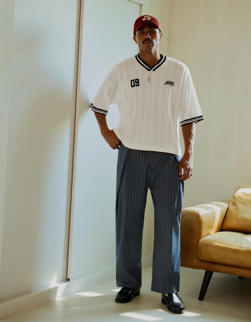 V-neck retro sport T-shirt-Off white