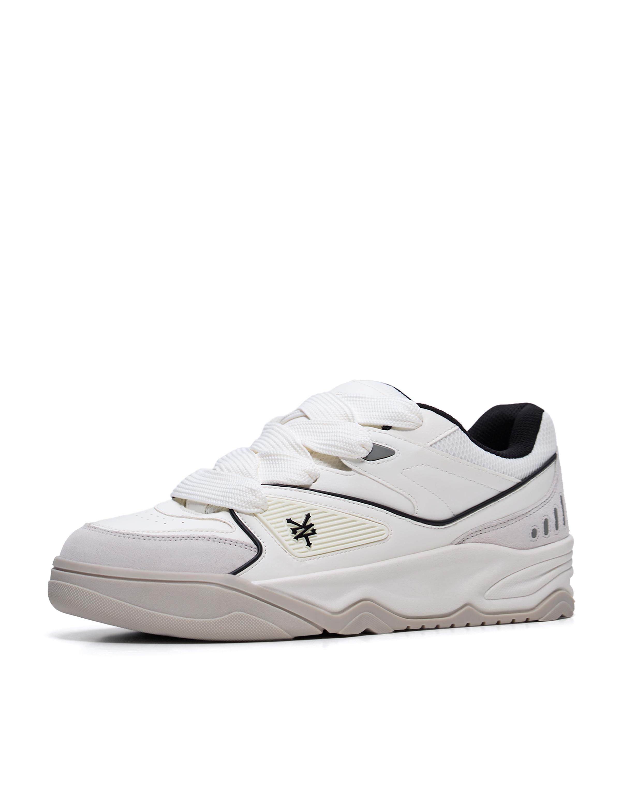 ZOO YORK SKATE TRAINERS — WHITE