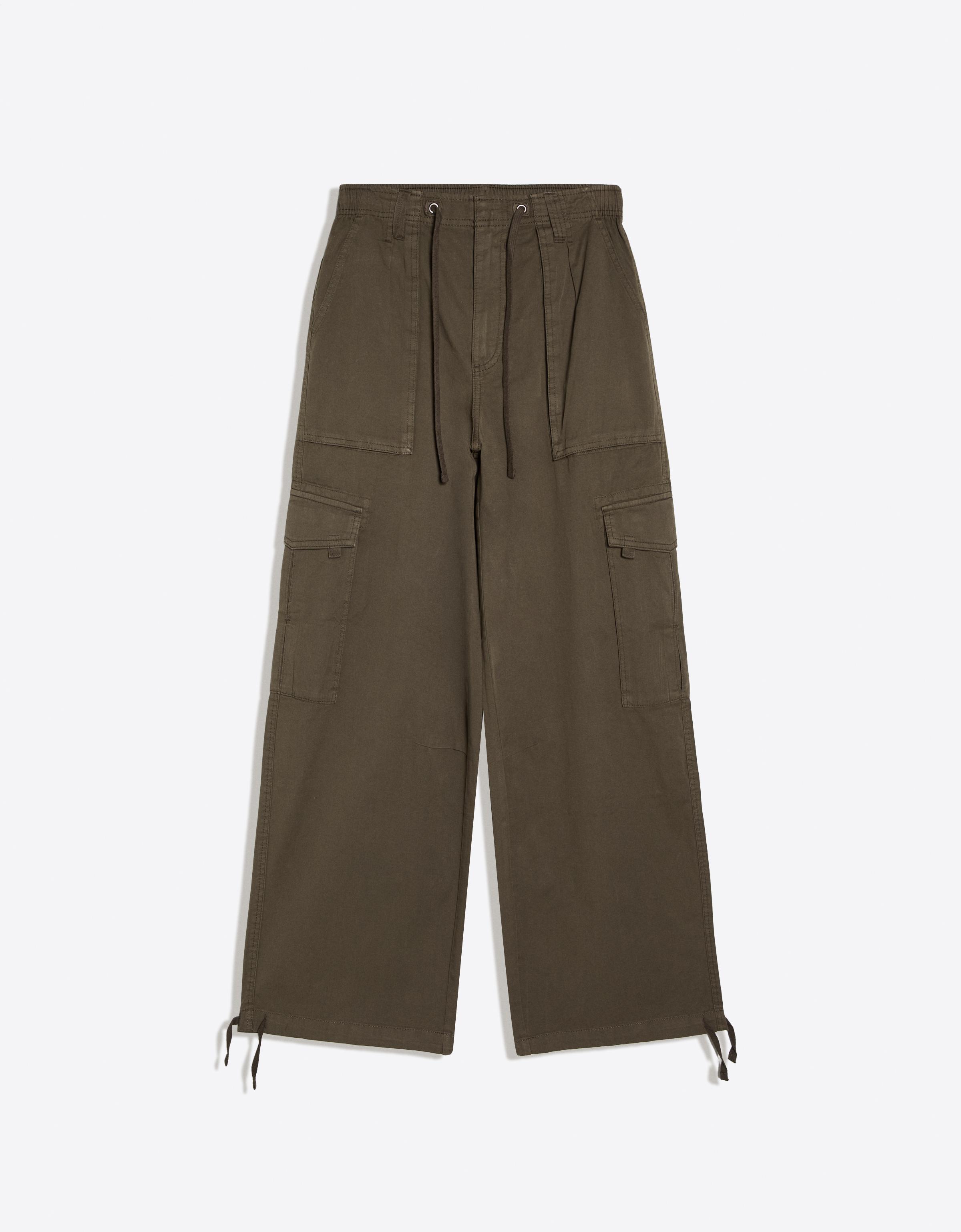 Bershka Pantalón Cargo Parachute Mujer Visón