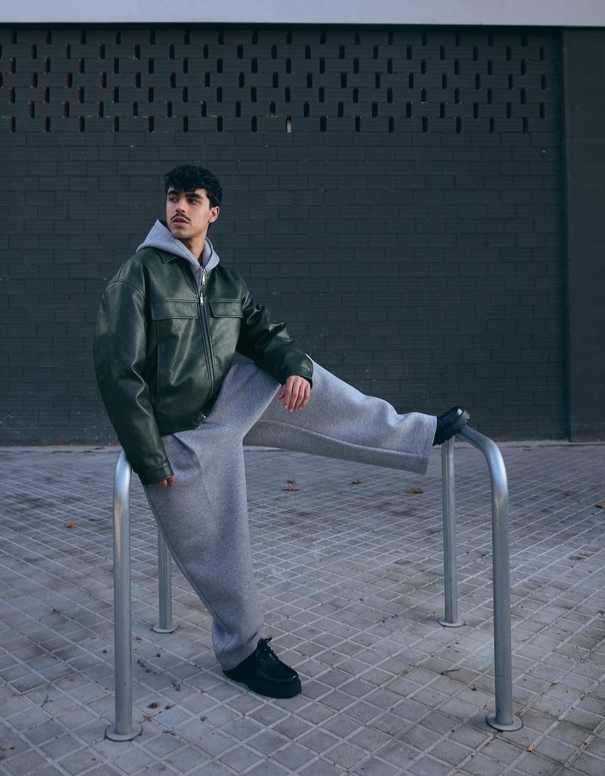 جاكيت بقصّة مربعة جلد صناعي-أخضر