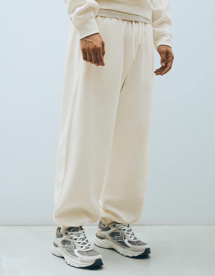 Joggers-White