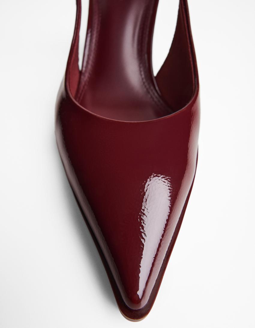 Kitten heel slingback shoes-Maroon