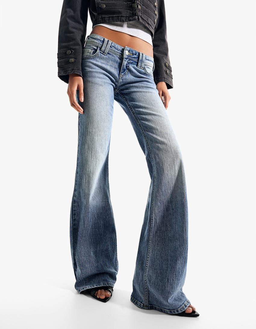 Low-rise embroidered flared jeans-Light blue
