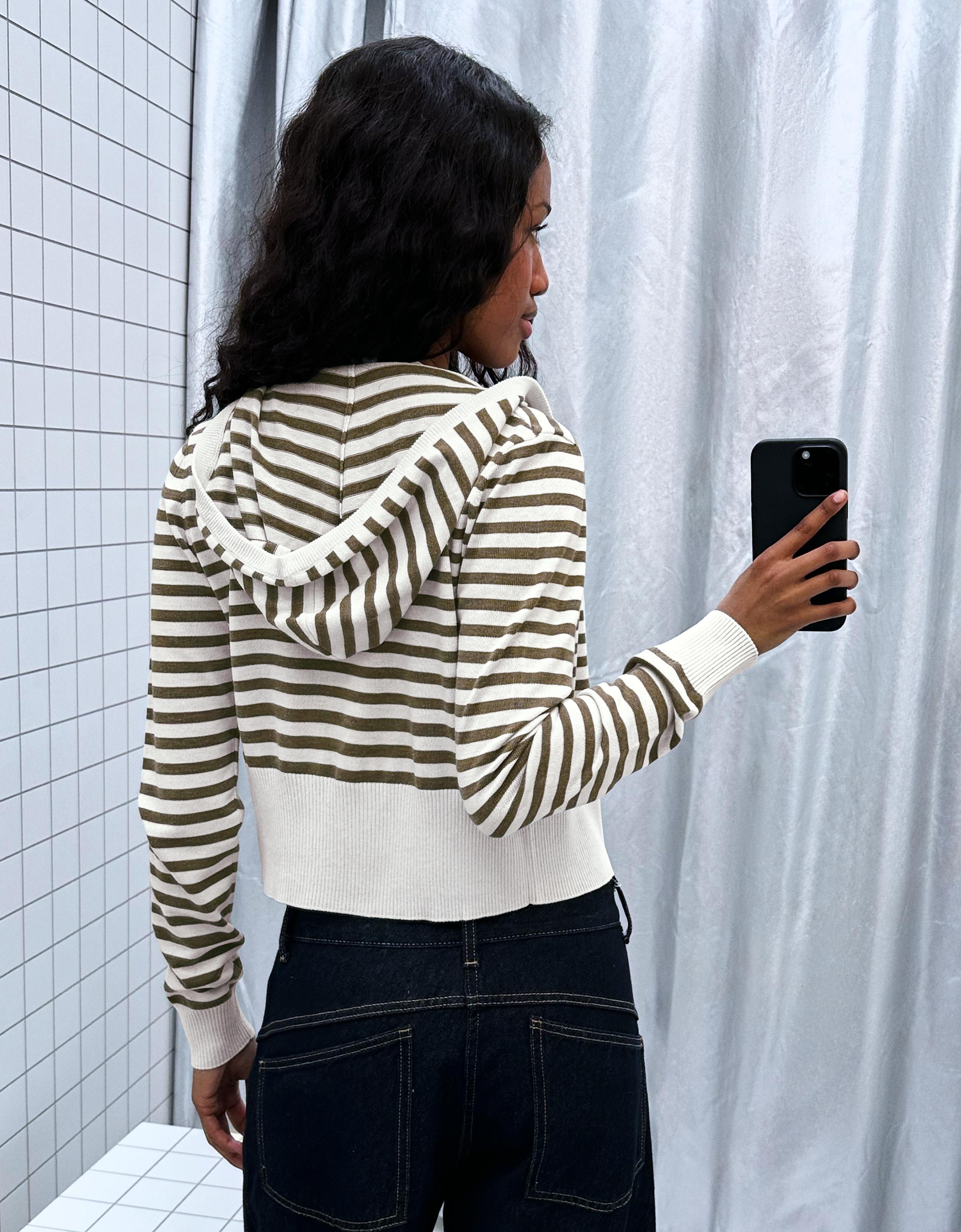 Çizgili kapüşonlu sweatshirt - Görsel 69