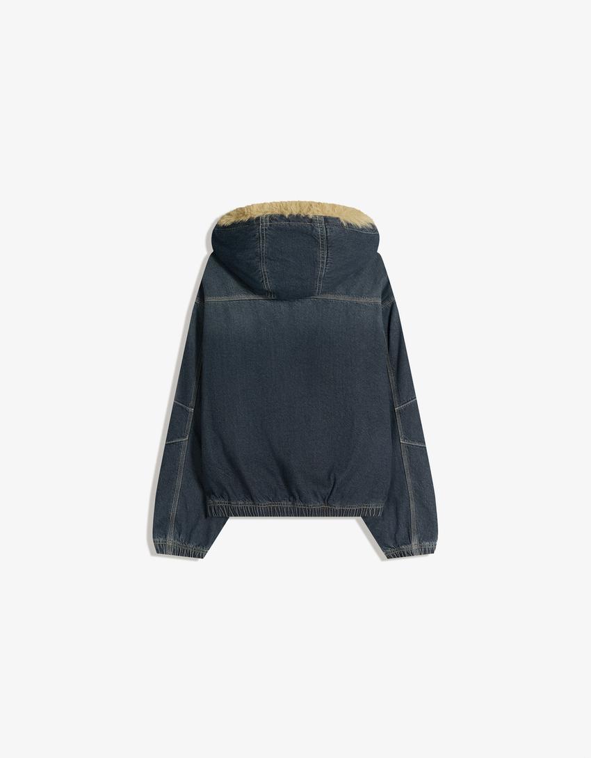 Denim jacket with a faux fur collar-Navy