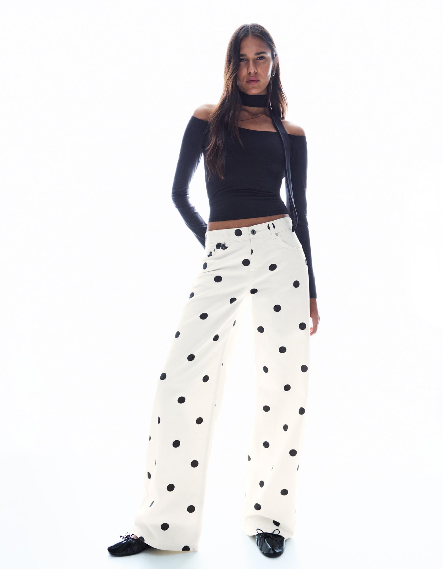 Bershka Pantaloni Baggy Fit A Pois Donna 48 Bianco