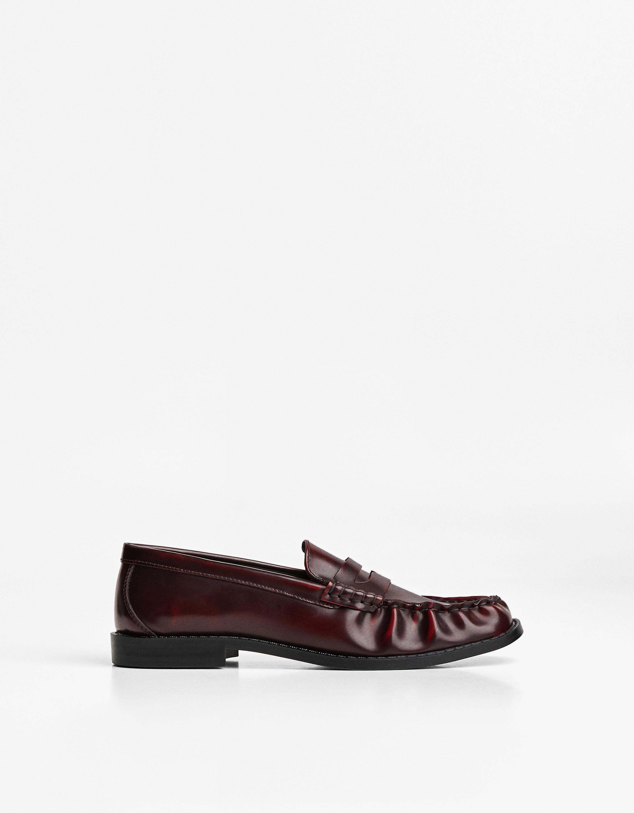 Bershka Mokassin Mit Gerafftem Detail Damen 36 Granatrot