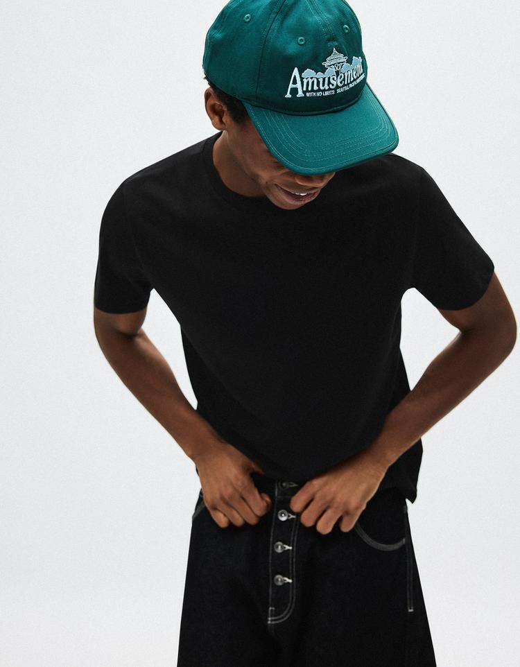 short sleeve T-shirt