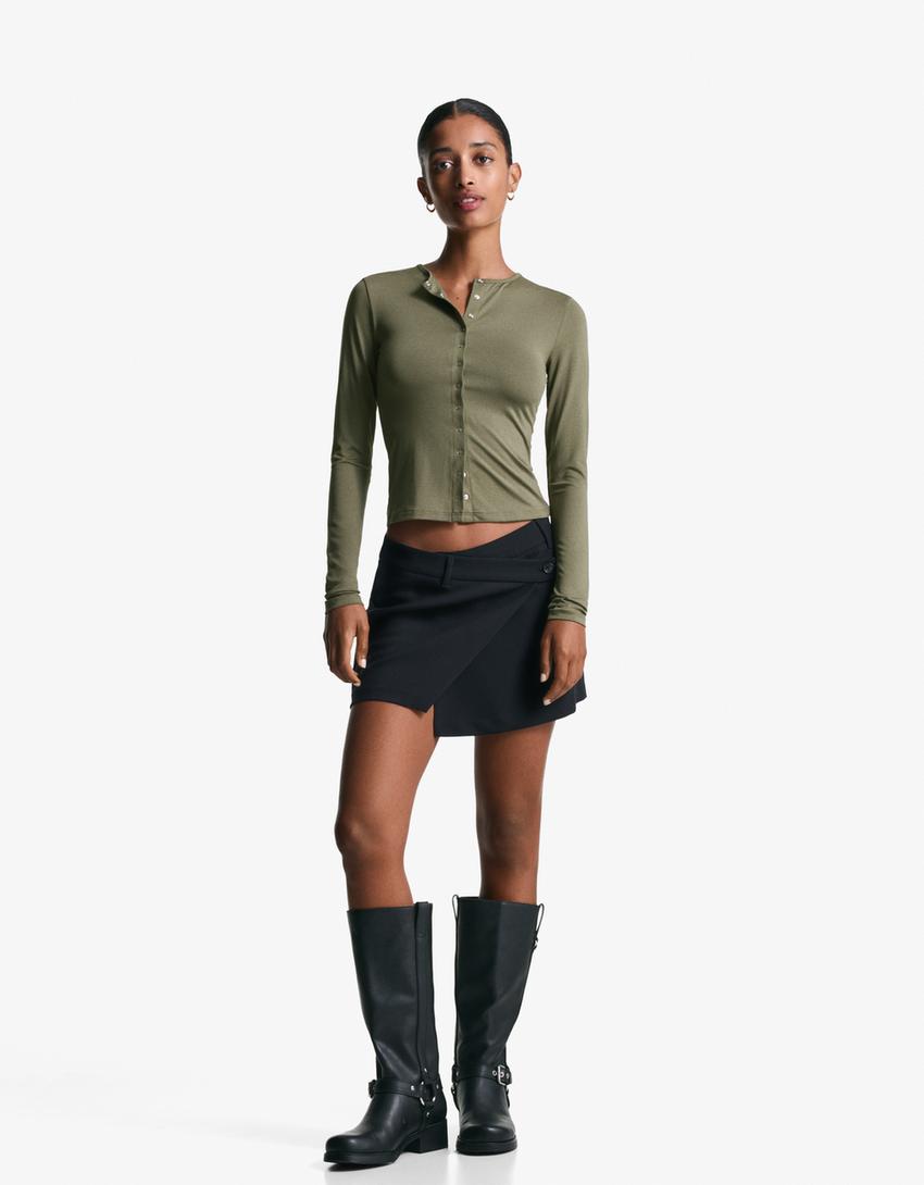 Camiseta Manga Larga Botones Mujer Bershka camiseta-manga-larga-botones-mujer-bershka
