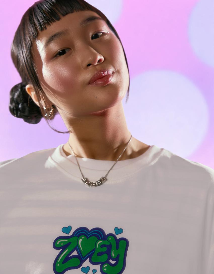 Camiseta KPop Demon Hunters Huntr/x manga corta print-Blanco roto