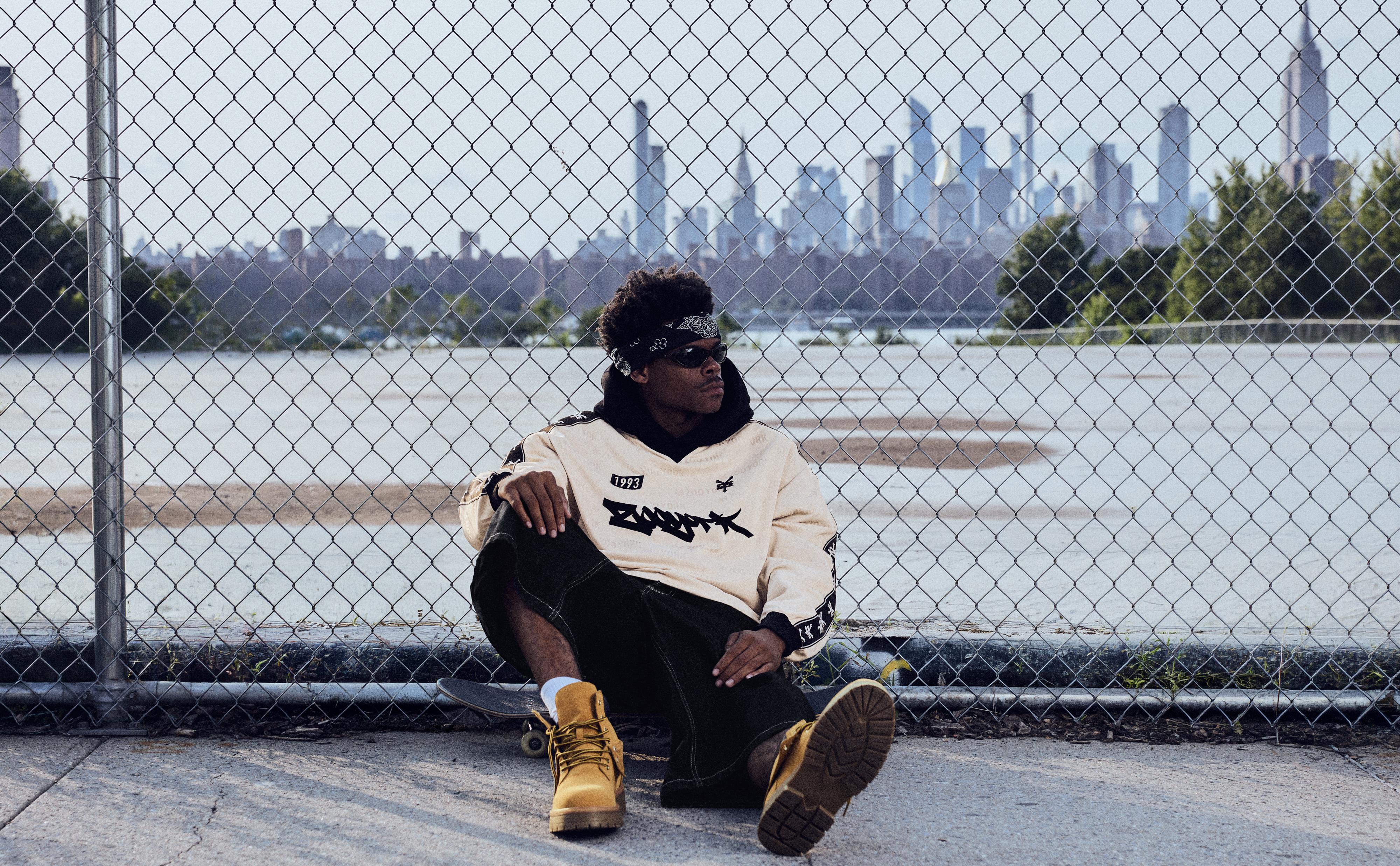 ZOO YORK X BERSHKA long sleeve technical T-shirt — Gold