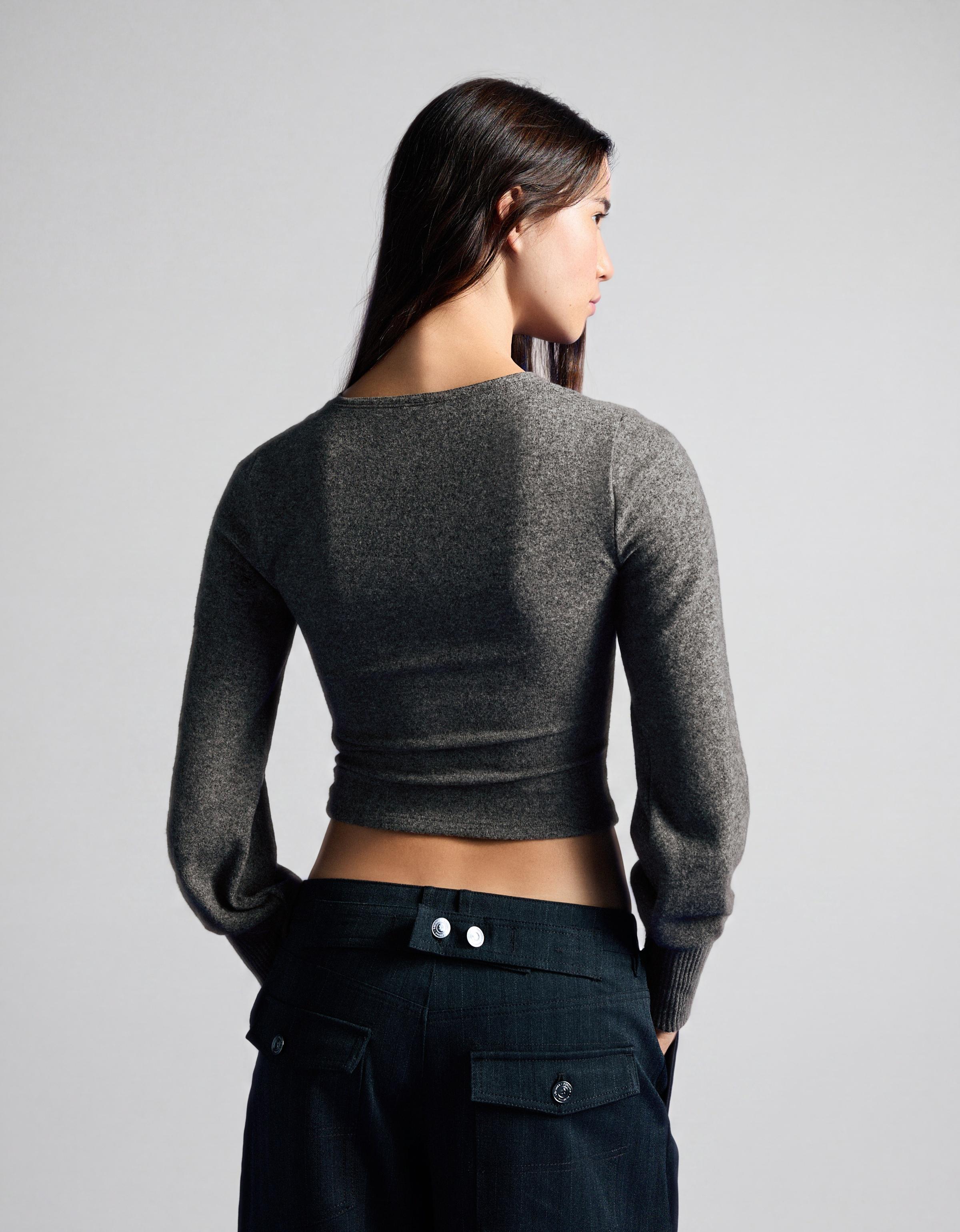 V-neck button jumper — Grey