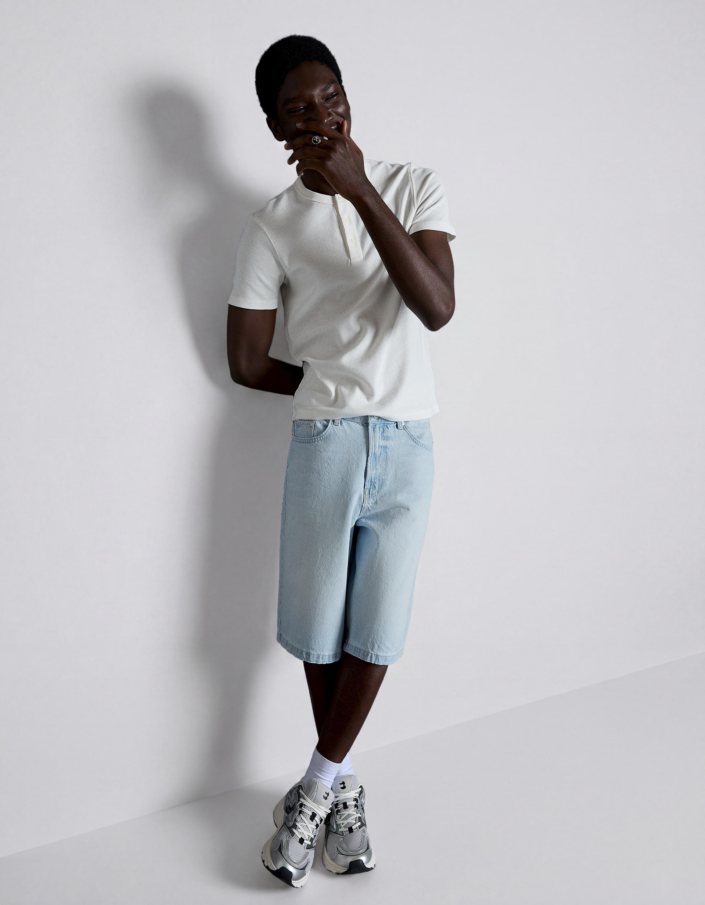 Baggy denim Bermuda shorts — Light blue
