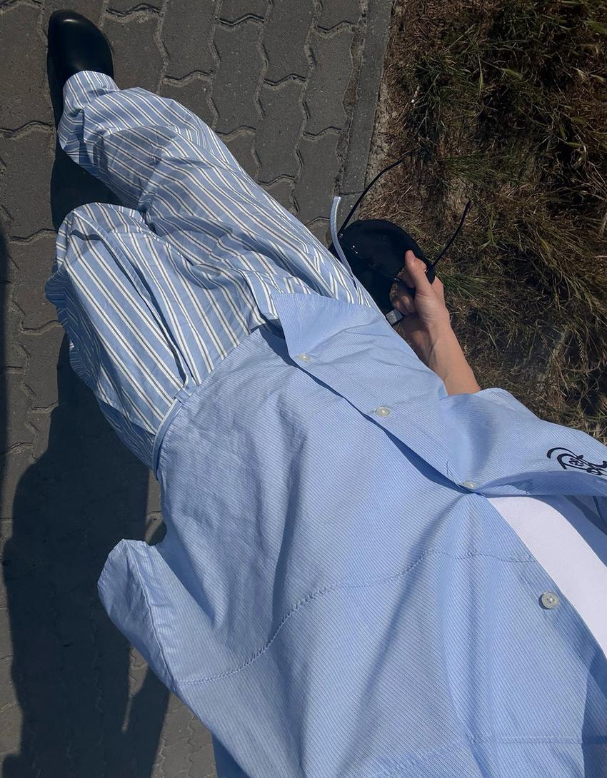 Oversize embroidered short sleeve shirt-Light blue
