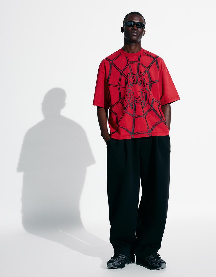 Boxy Spiderman T-Shirt mit kurzen Ärmeln-Rot