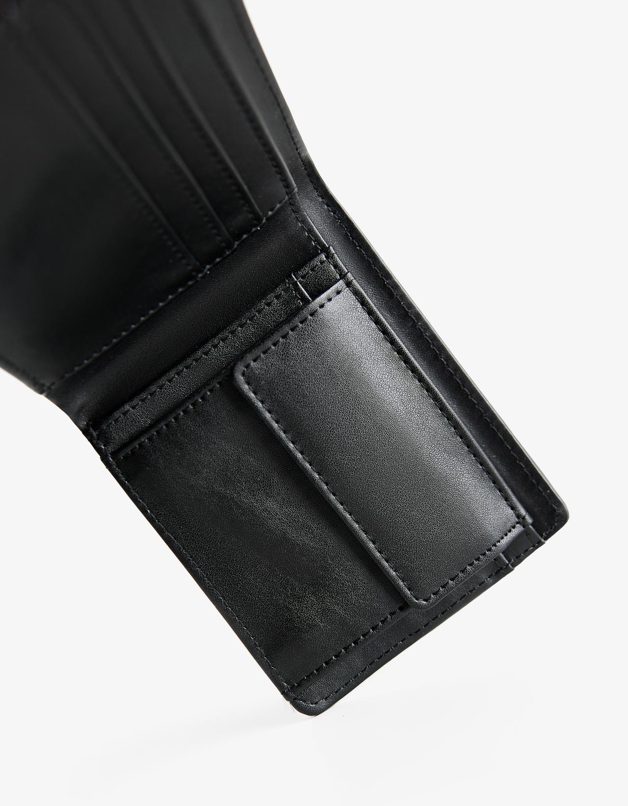 Leather effect wallet — Black