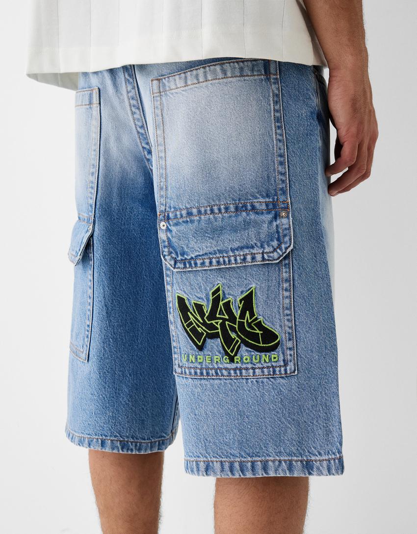 Calções bermuda denim super baggy bordado-Azul lavado-3