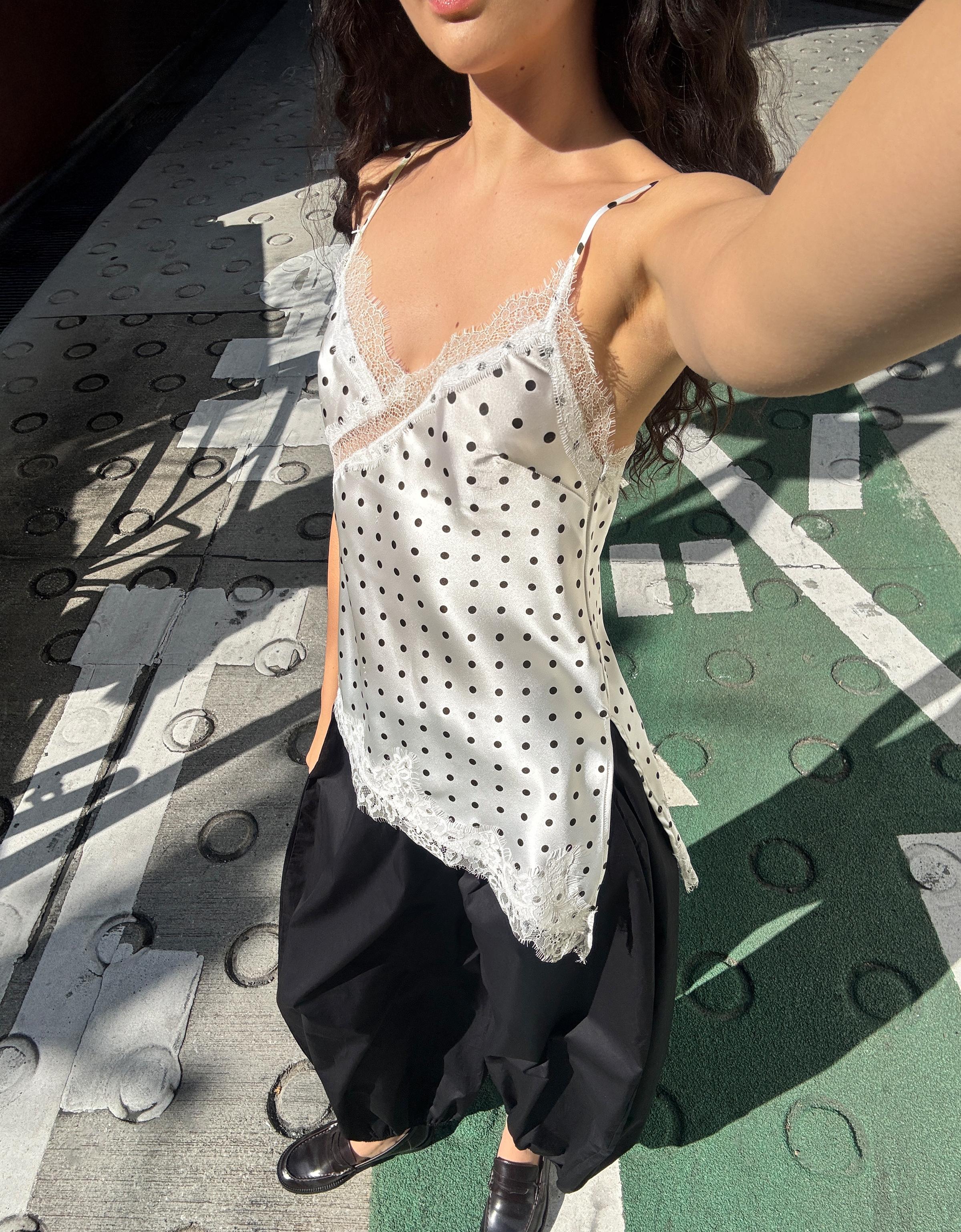 Asimetrik saten askılı top - Görsel 18