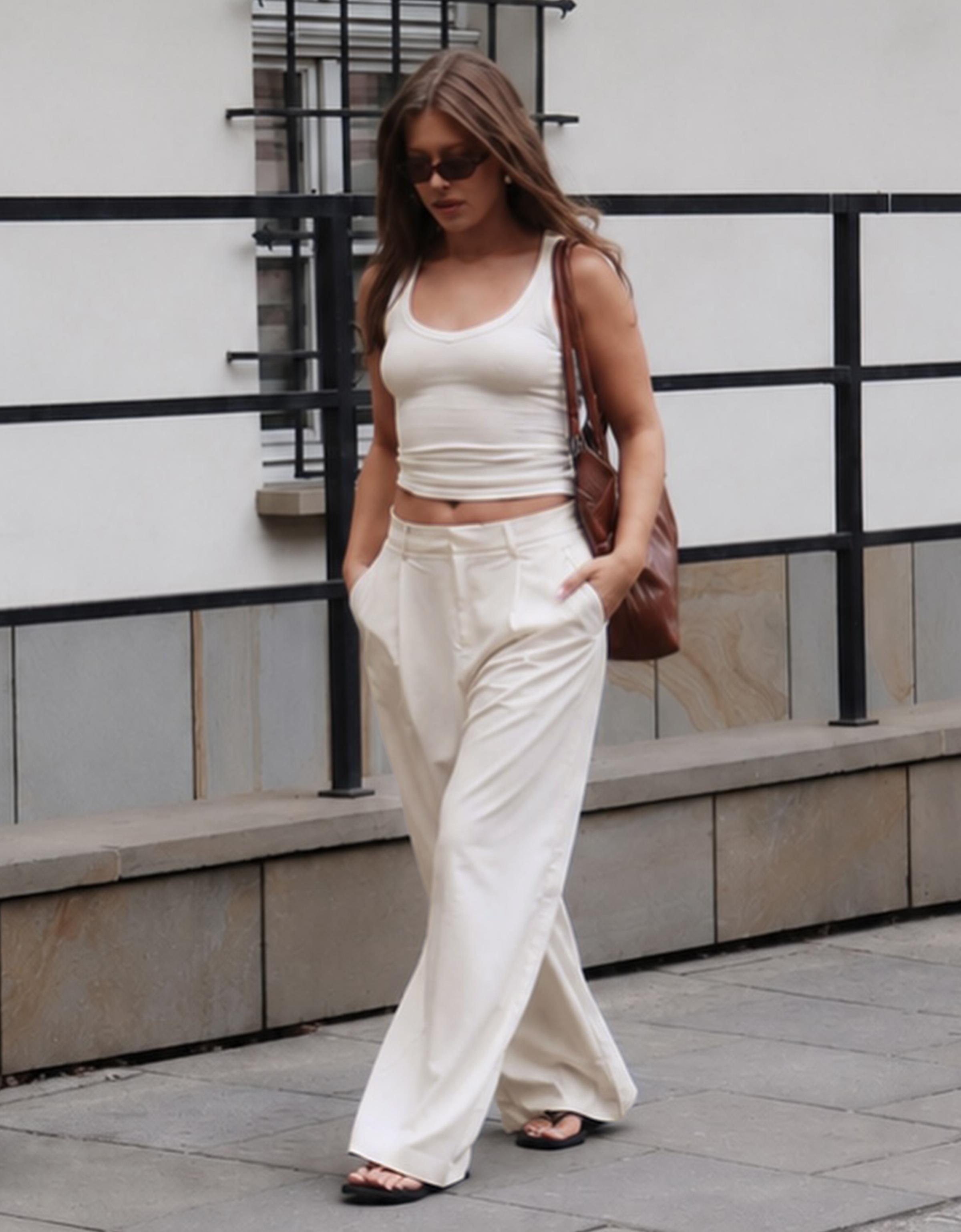 V-neck strappy vest top — Off white