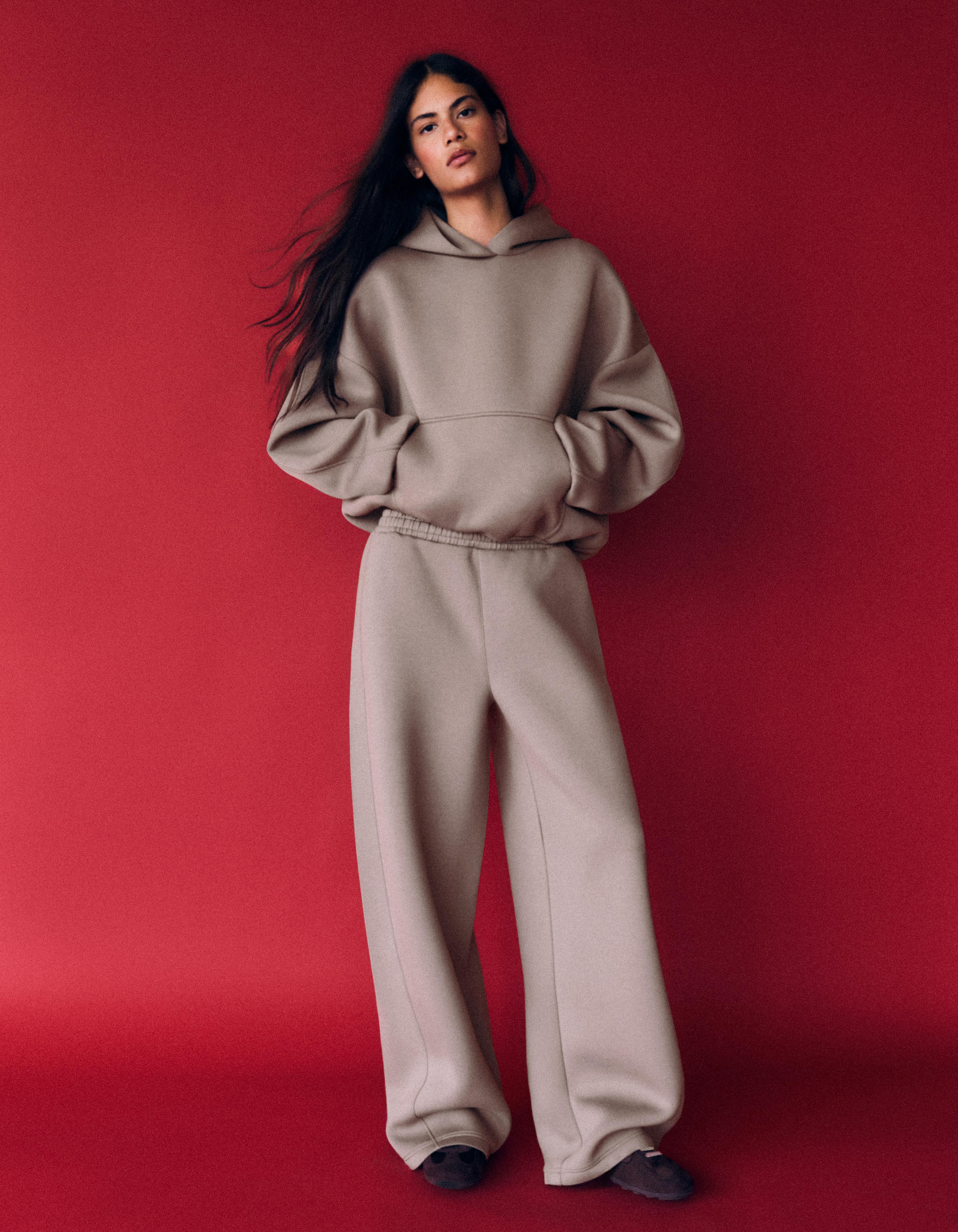 Bershka Scuba kumaş kapüşonlu sweatshirt görsel 5