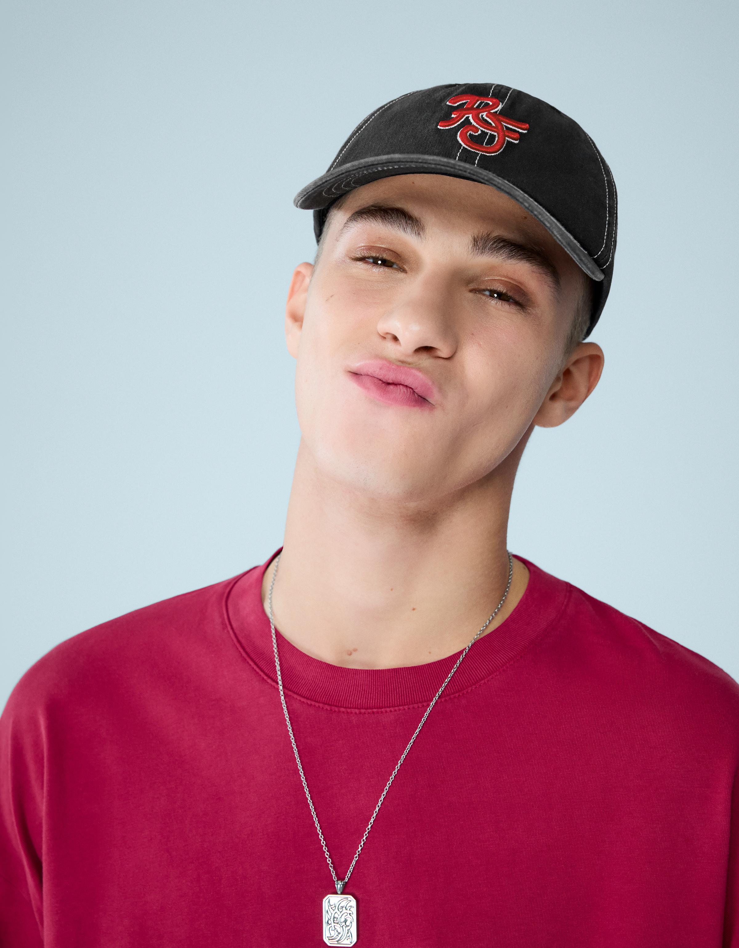 Bershka Bestickte Kappe Herren Schwarz