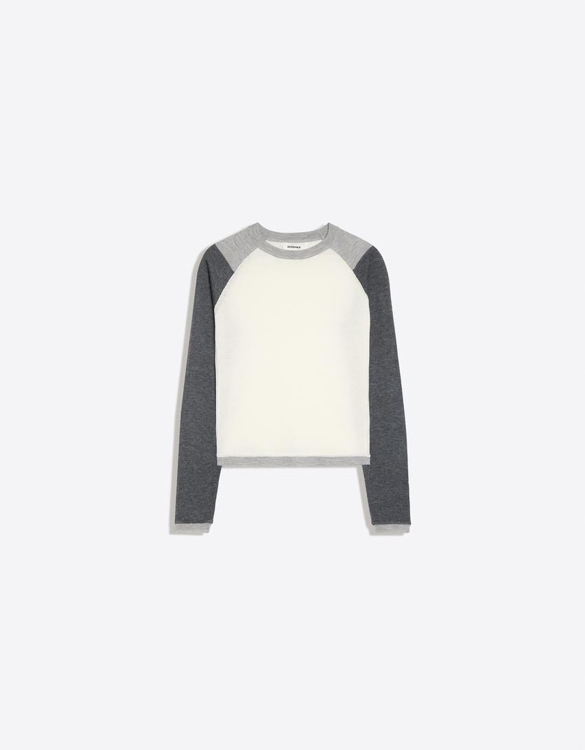 Round neck raglan sweater-Grey