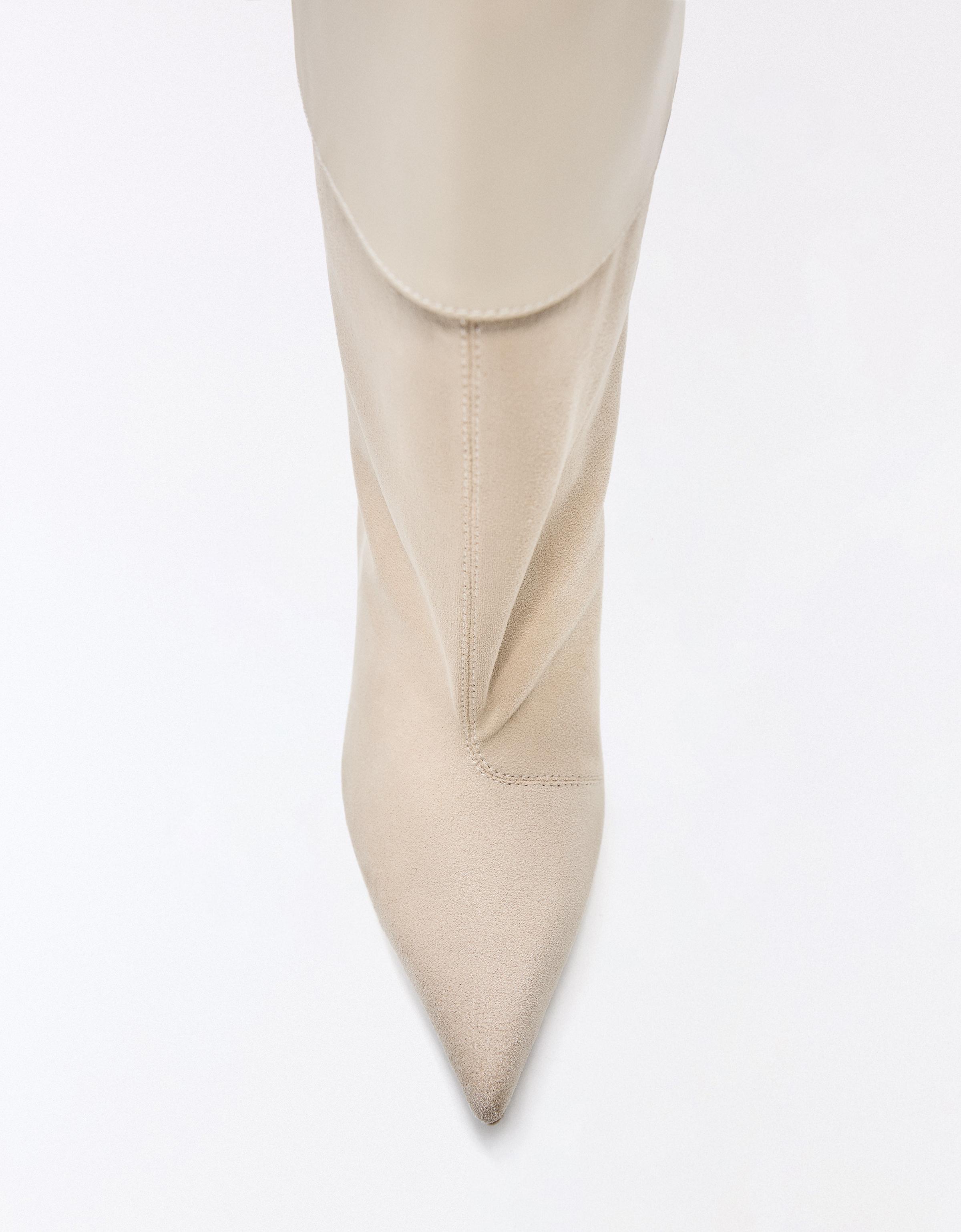HEELED ANKLE BOOTS WITH TURN-UP DETAIL — ECRU