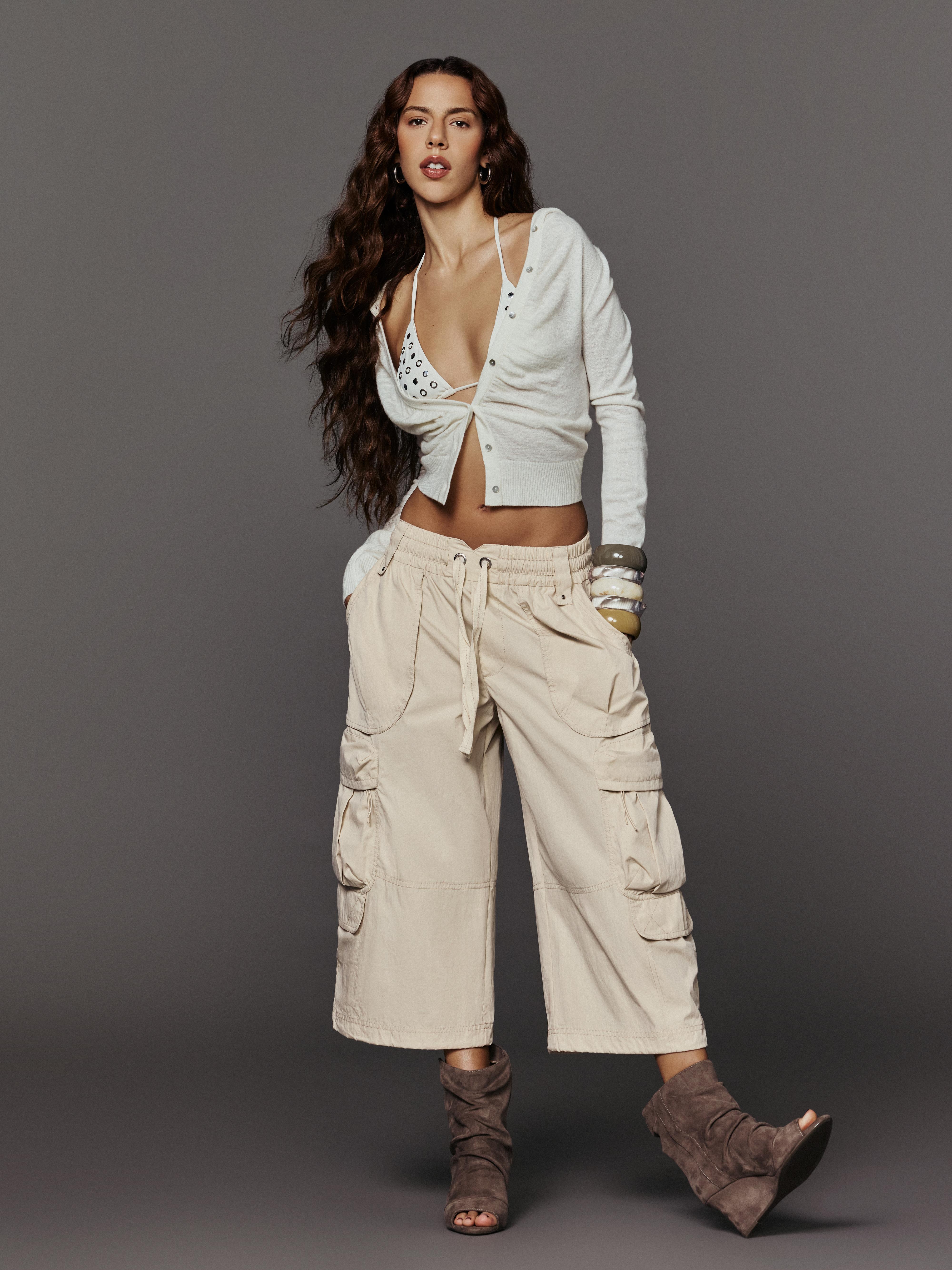 MARINA SENA technical cargo jort Bermuda shorts — Beige