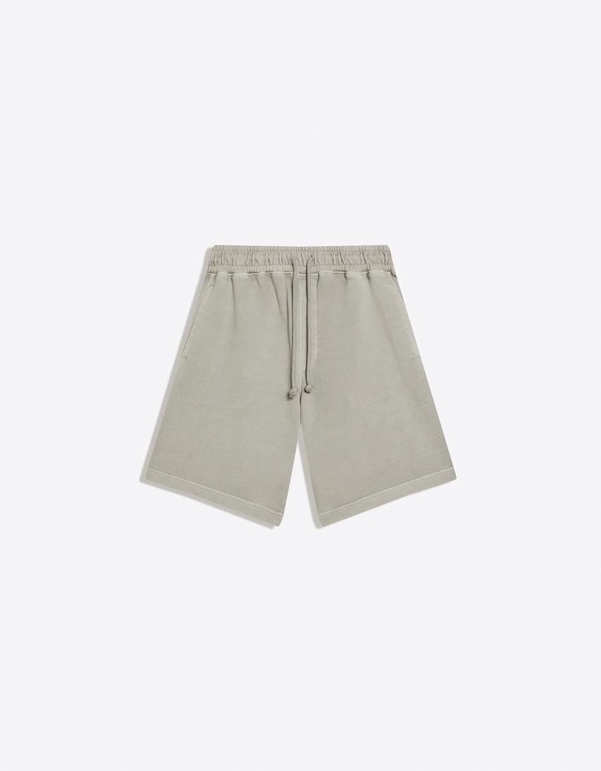 Boxy fit baskılı bermuda-Gri