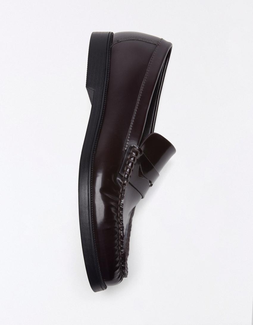 Mocasín fruncido-Granate