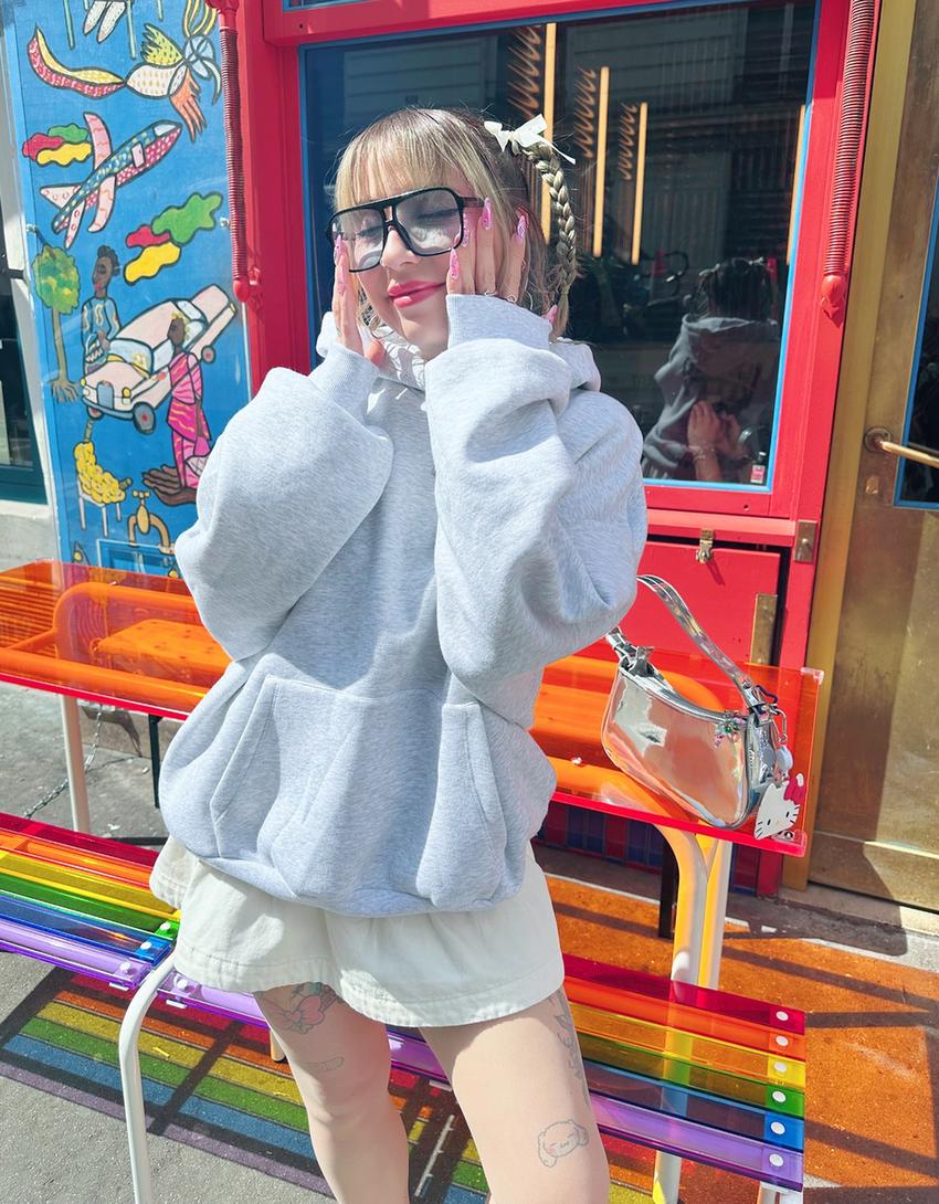 Sudadera Hello Kitty capucha-Gris-2