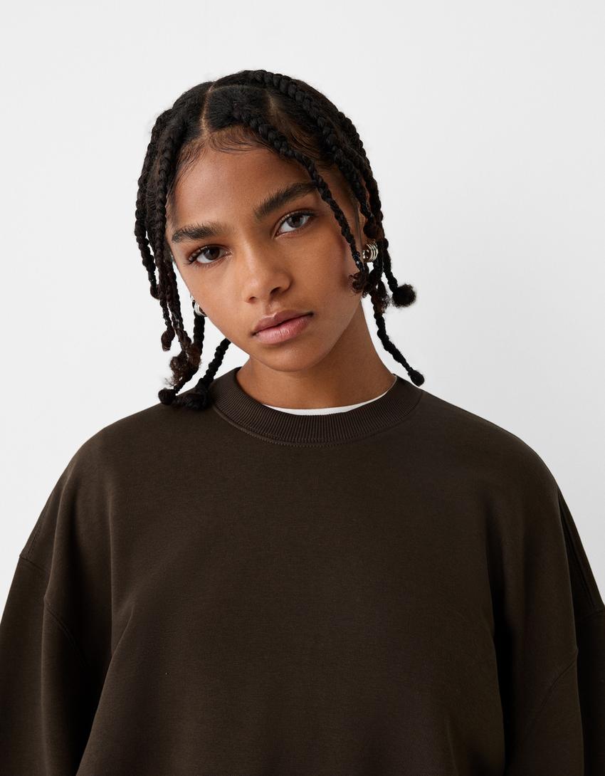 سويت شيرت أساسي-بني-2