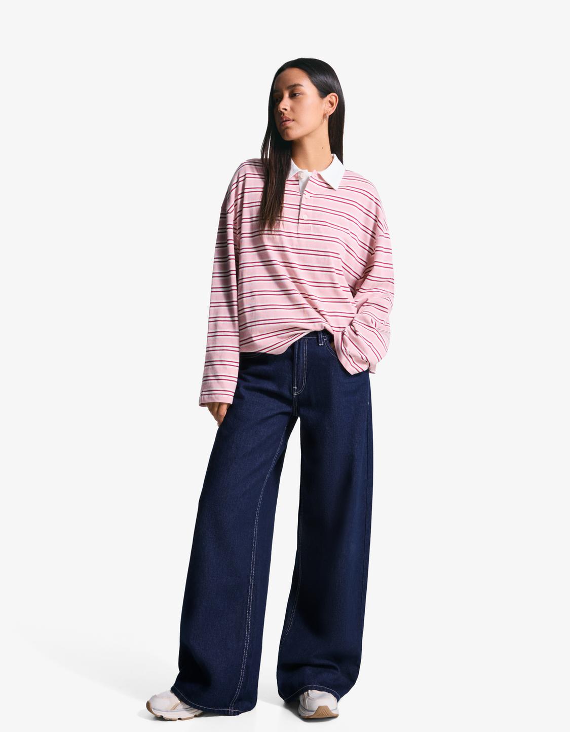 Wide-leg jeans