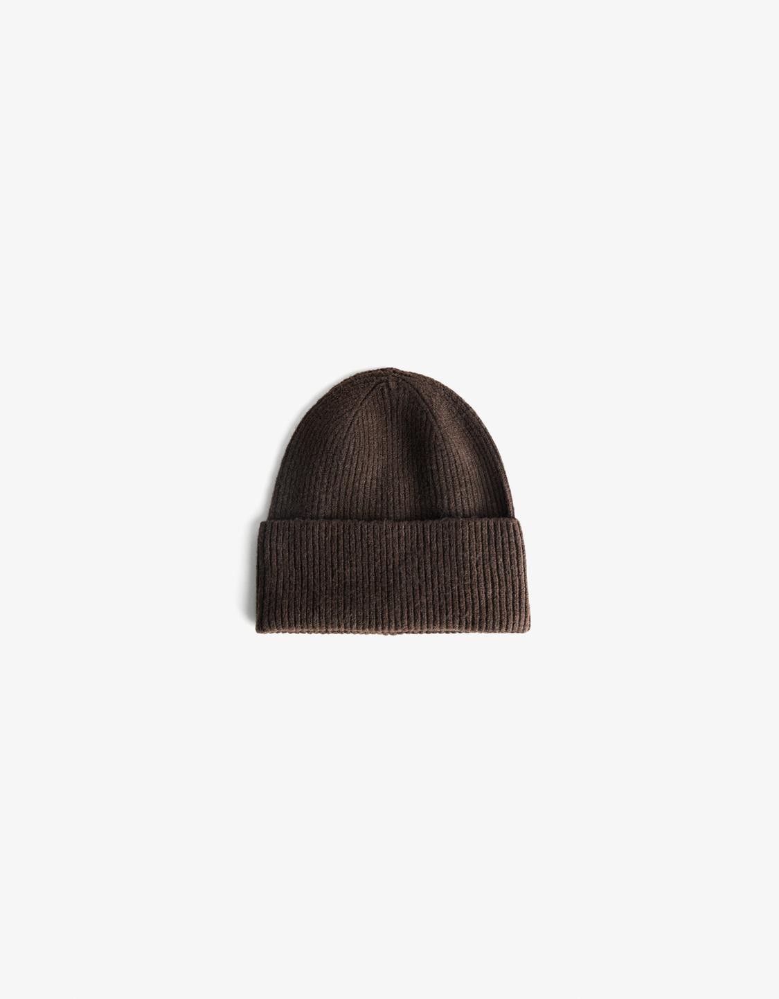 Basic beanie