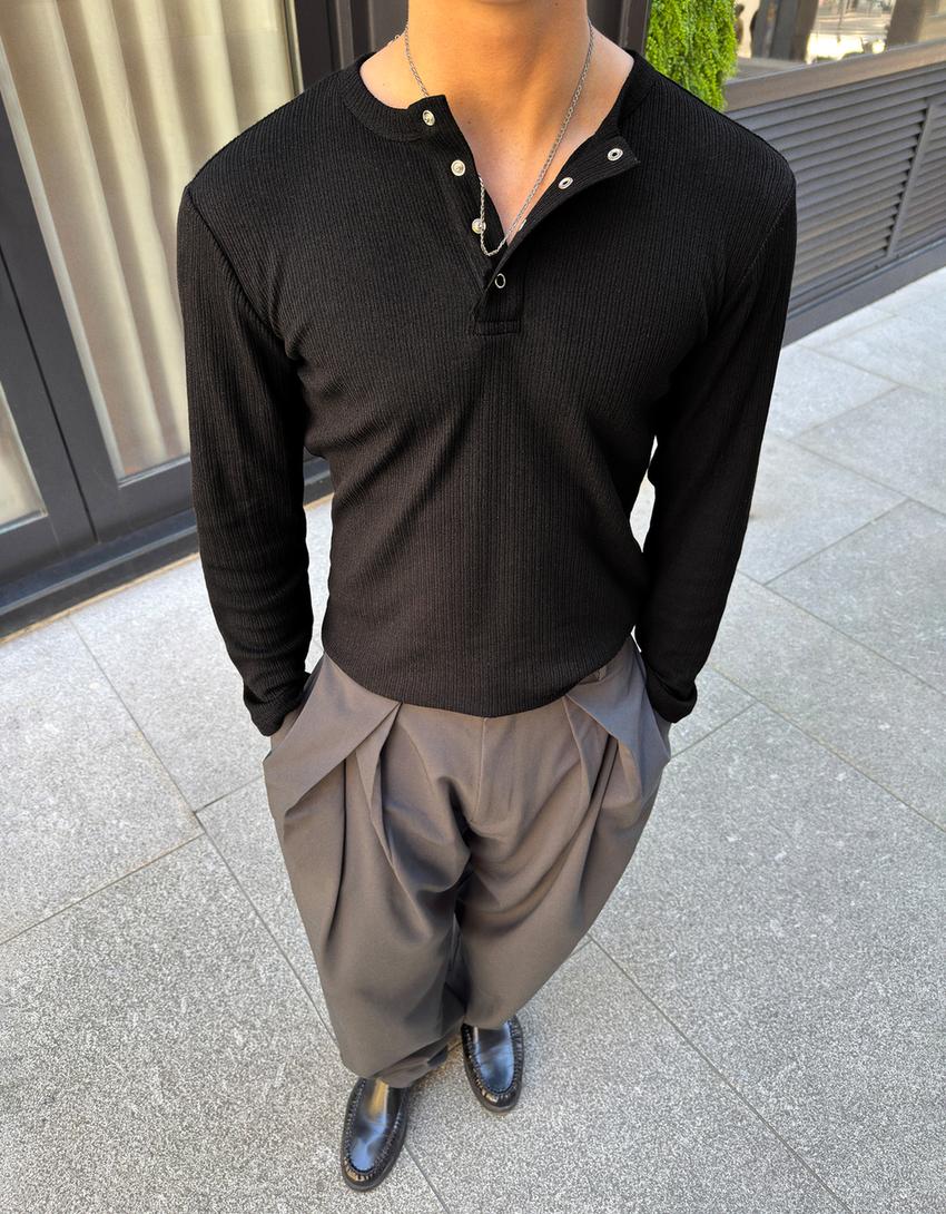 Uzun kollu dokulu tişört-Siyah