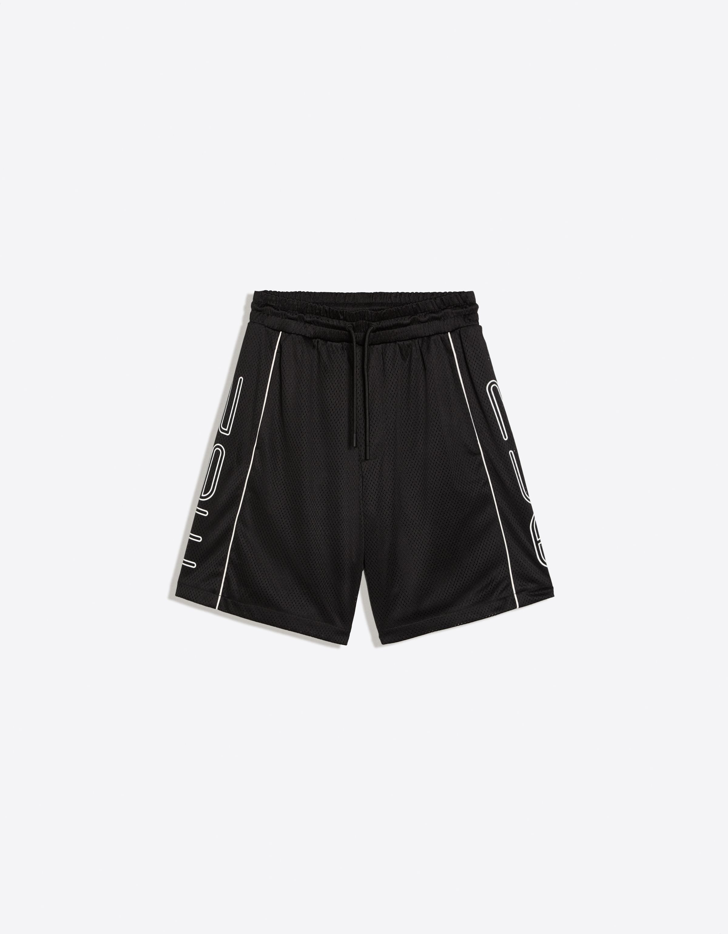 Contrast print mesh Bermuda shorts — Black