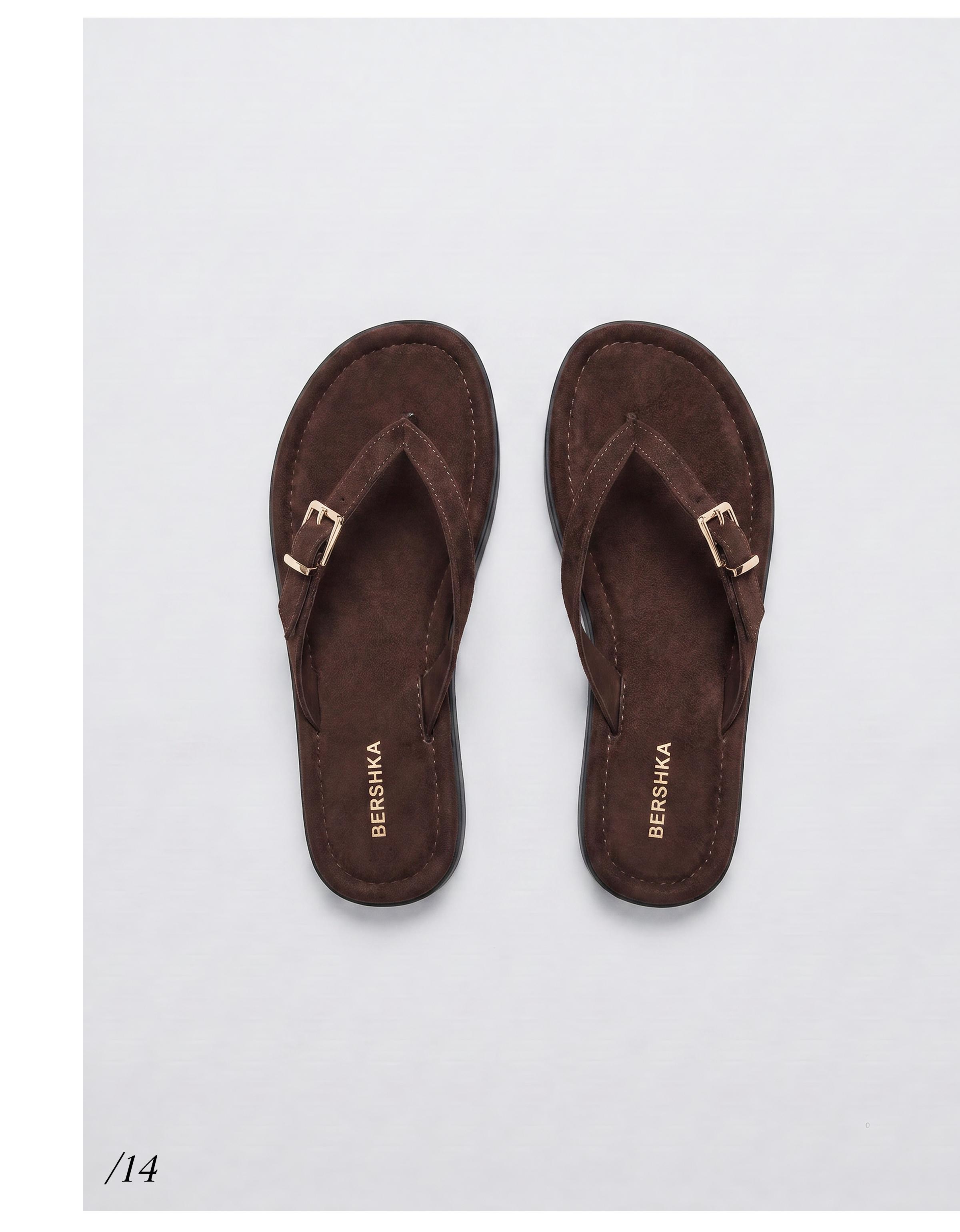 Flat thong sandals with buckle — Brown