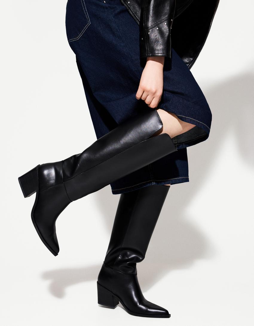 Heeled cowboy boots-BLACK