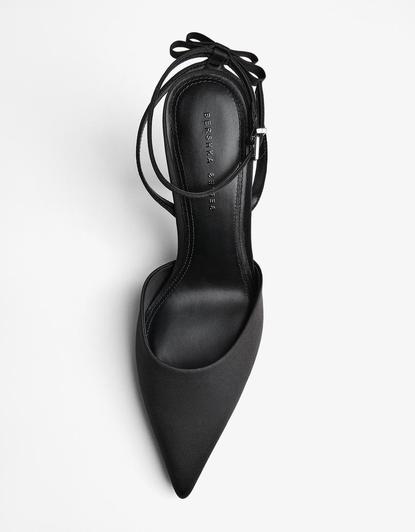 High-heel shoes with bow-BLACK
