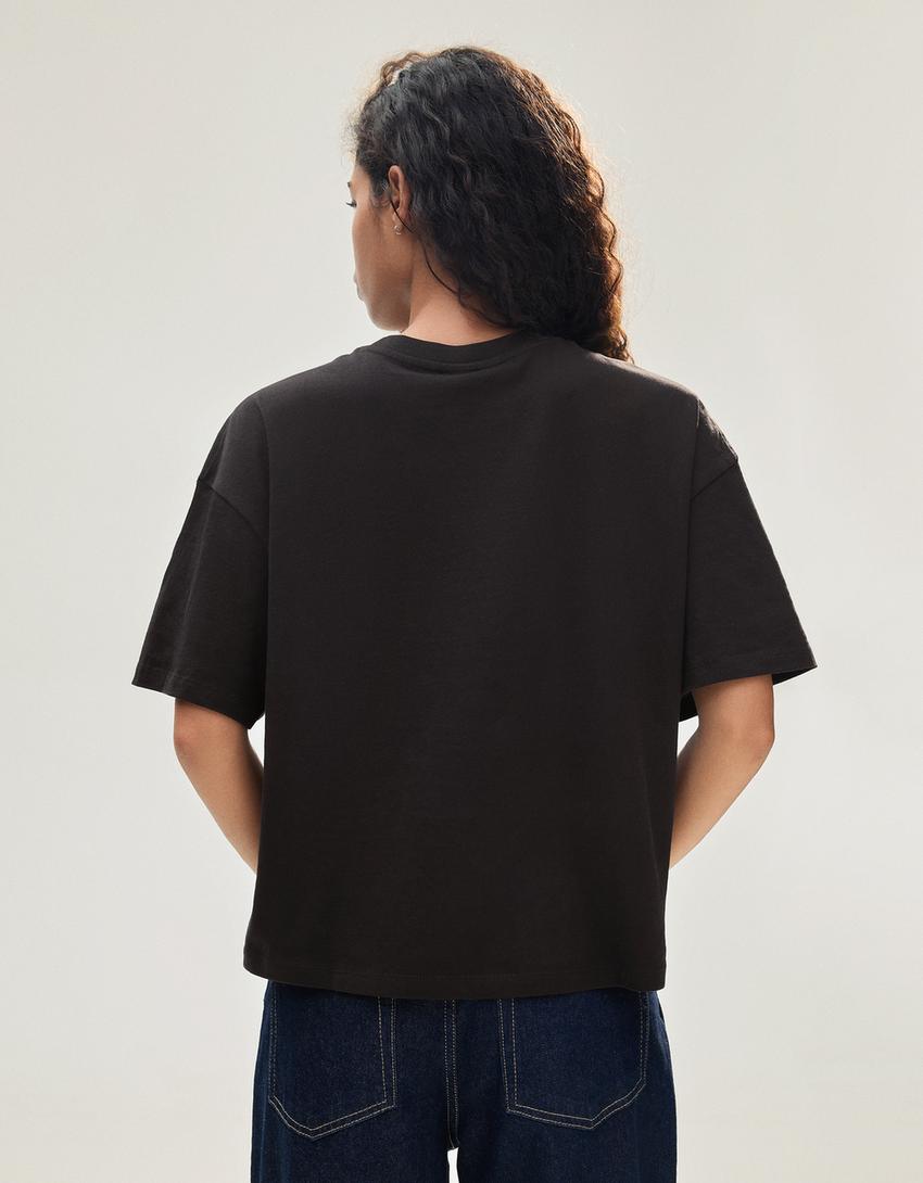 Boxy T-Shirt mit kurzen Ärmeln-Schwarz