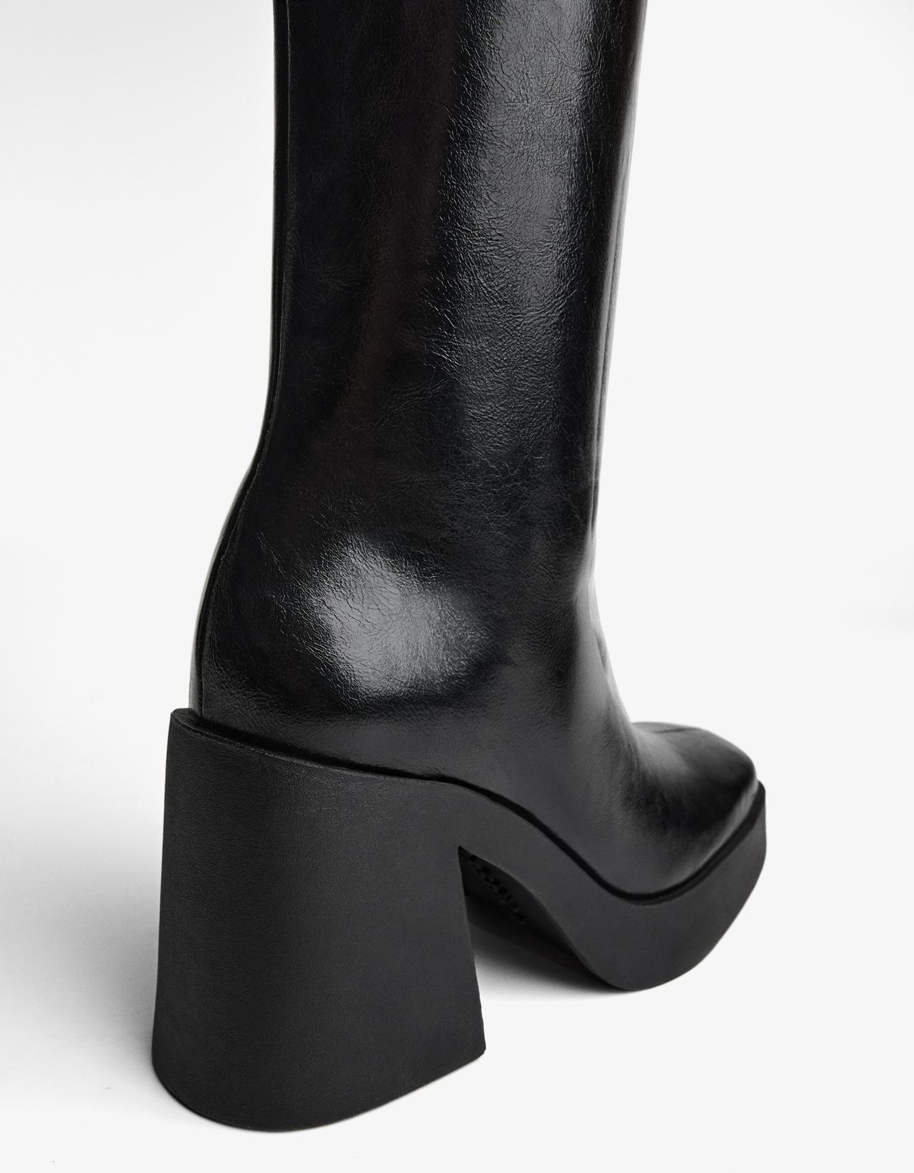 Platform heel boot — BLACK