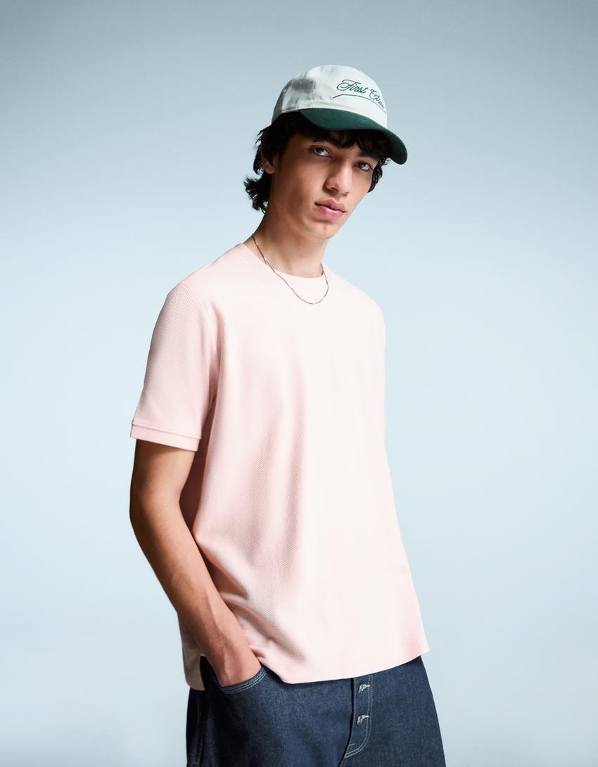 Textured short sleeve T-shirt-Pink
