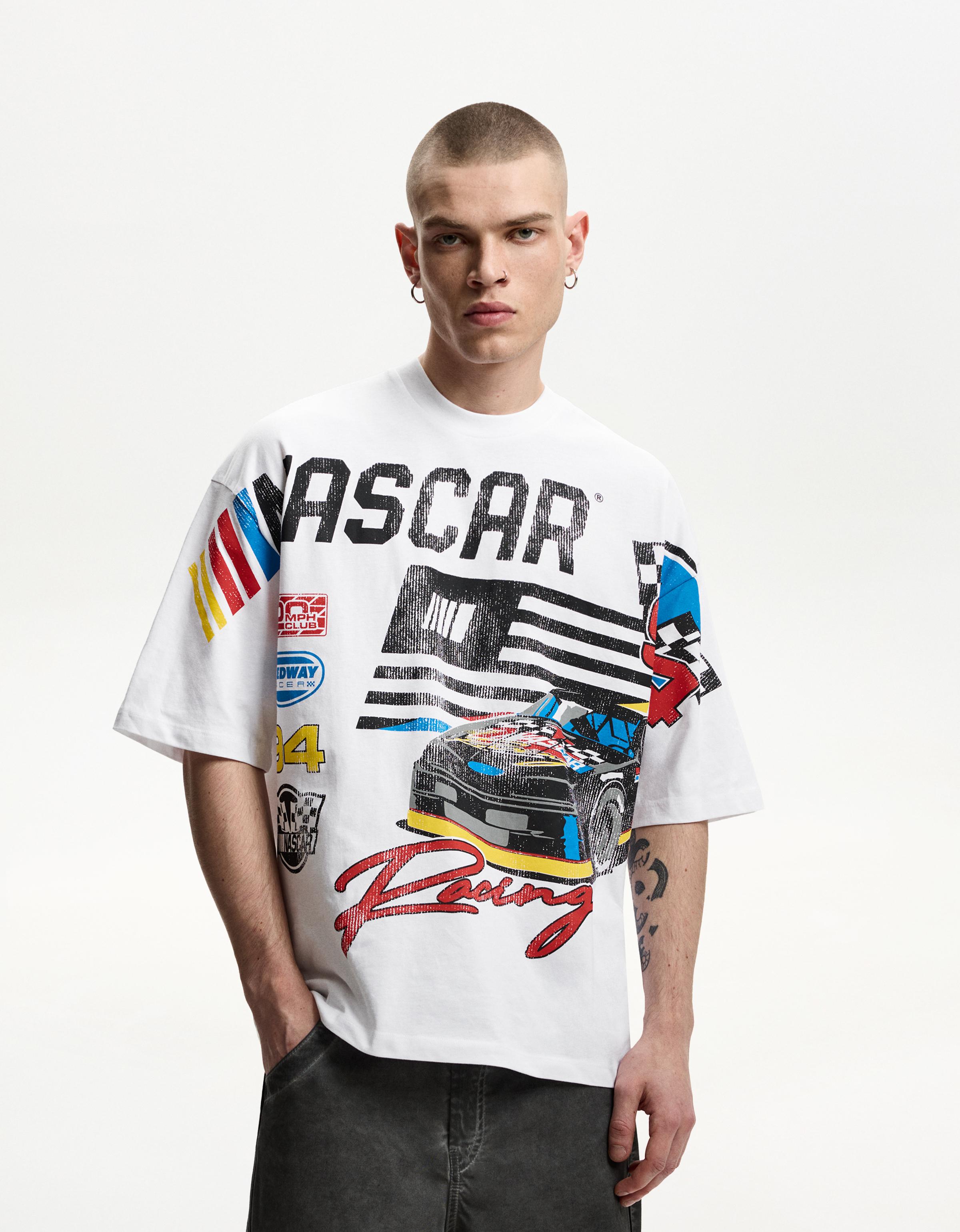 Bershka T-Shirt Nascar Mit Kurzen Ärmeln Und Print Herren S Weiss